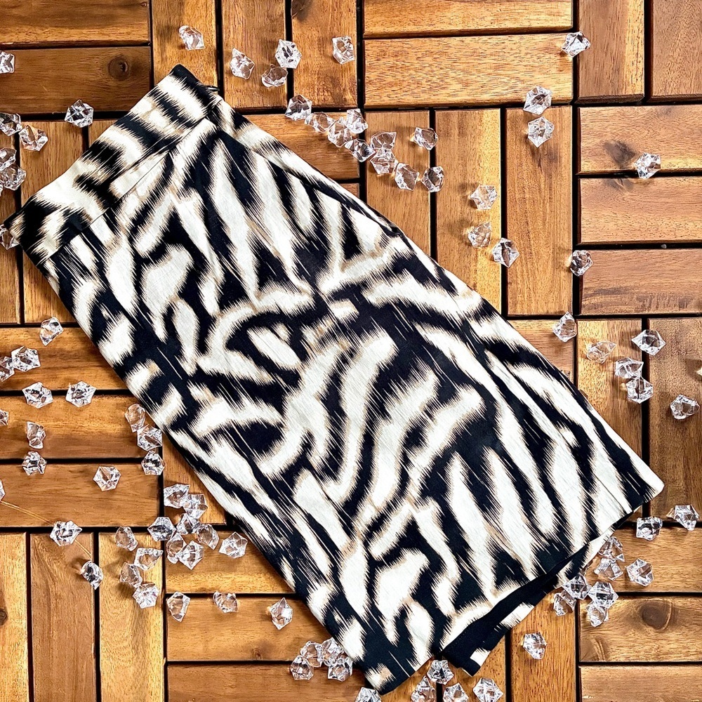 Ann Taylor animal print pencil skirt - Picture 3 of 9